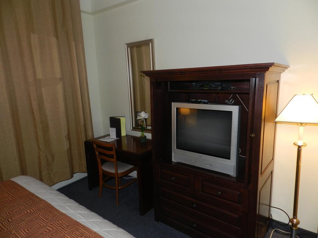 L'Auberge De L'Aeroport Inn ดอร์วาล ห้อง รูปภาพ